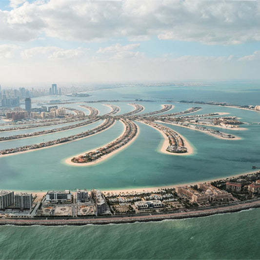 Discovering Paradise: Why Visiting Dubai's Palm Jumeirah Islands Is a Must